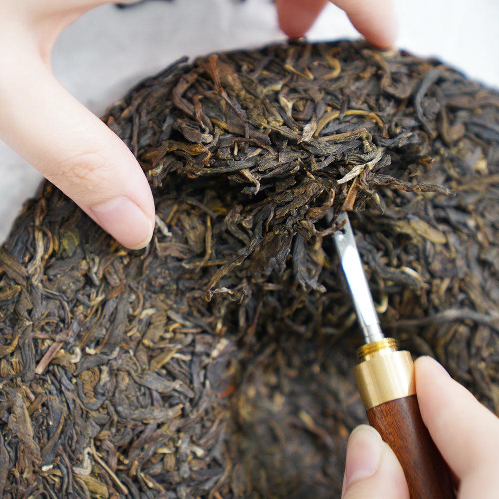Pu Long Hao MoXiang Series Raw Pu‘er Tea 357g Cake - Lapsangstore