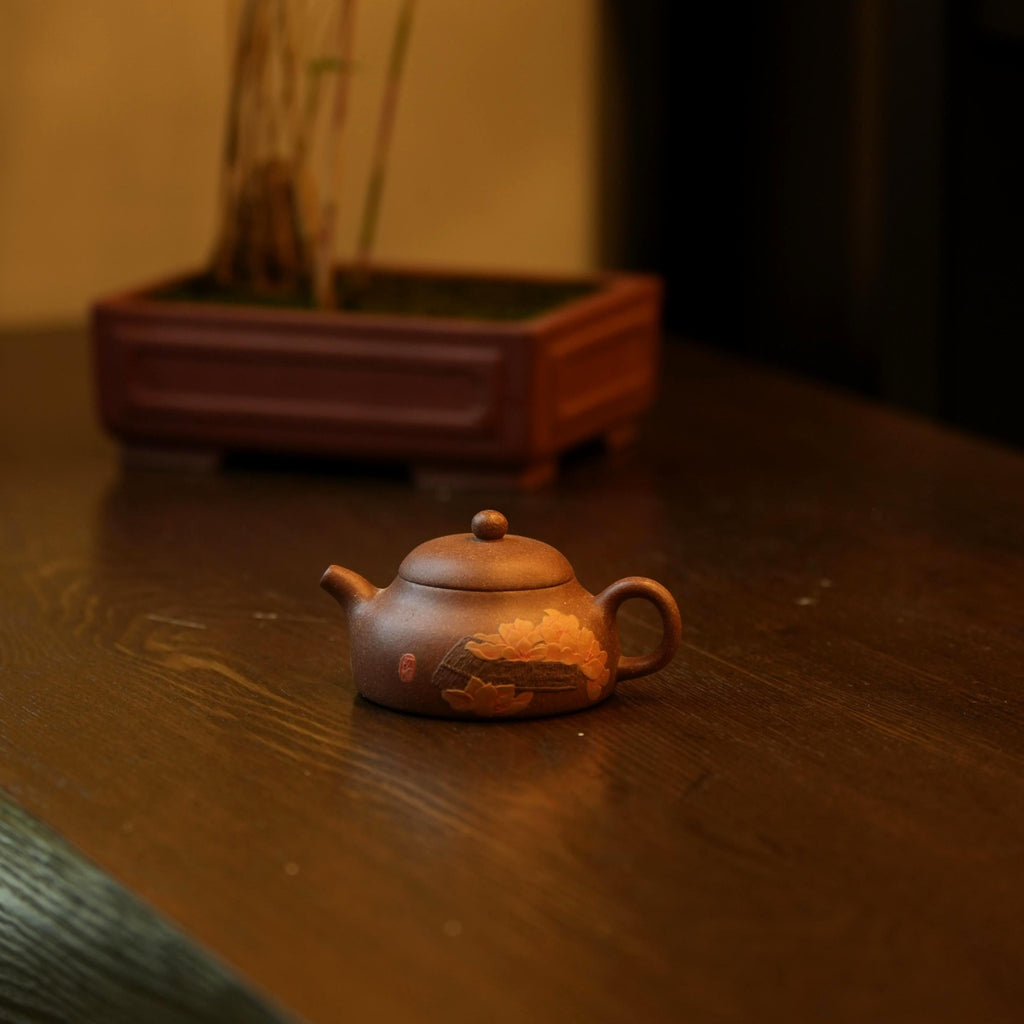 YiXing ZiSha Slope Mud Basket-Handled Xubian Pot提篮虚扁壶120ml[ZS42]