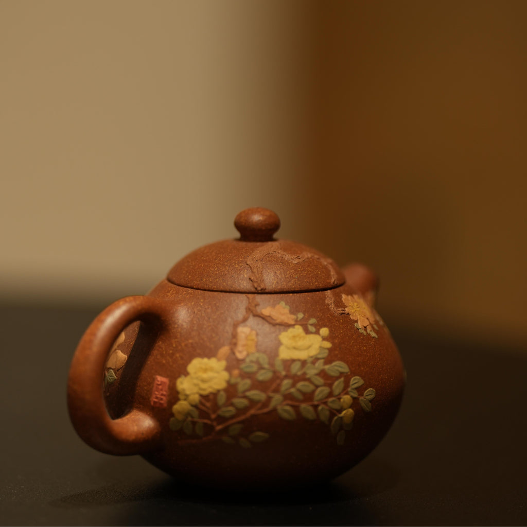 YiXing ZiSha Engraved Floral Branches Wendan Pot 折枝花卉 文旦壶130ml [ZS53]