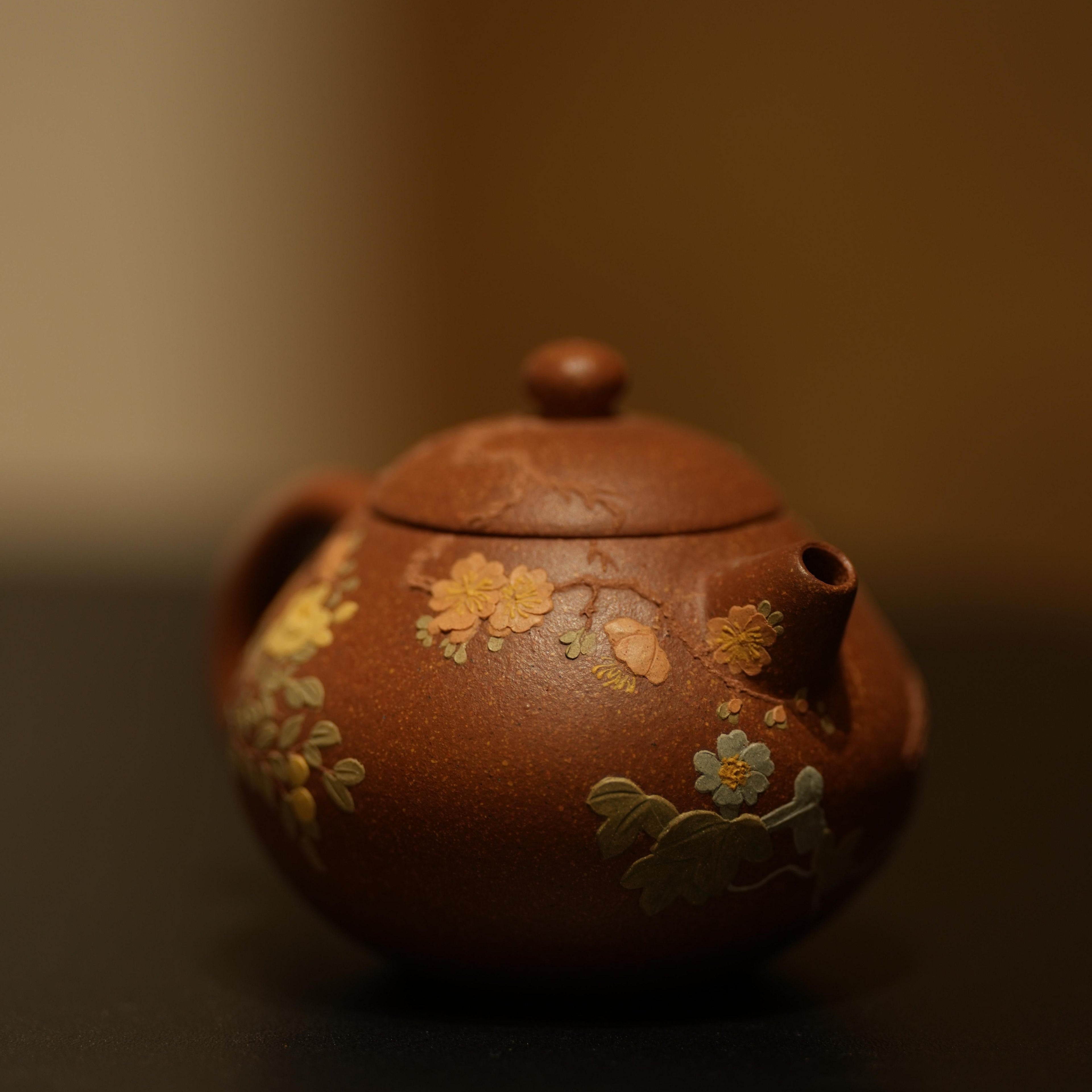 YiXing ZiSha Engraved Floral Branches Wendan Pot 折枝花卉 文旦壶130ml [ZS53]
