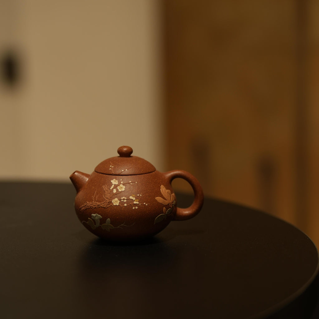 YiXing ZiSha Engraved Floral Branches Wendan Pot 折枝花卉 文旦壶130ml [ZS53]