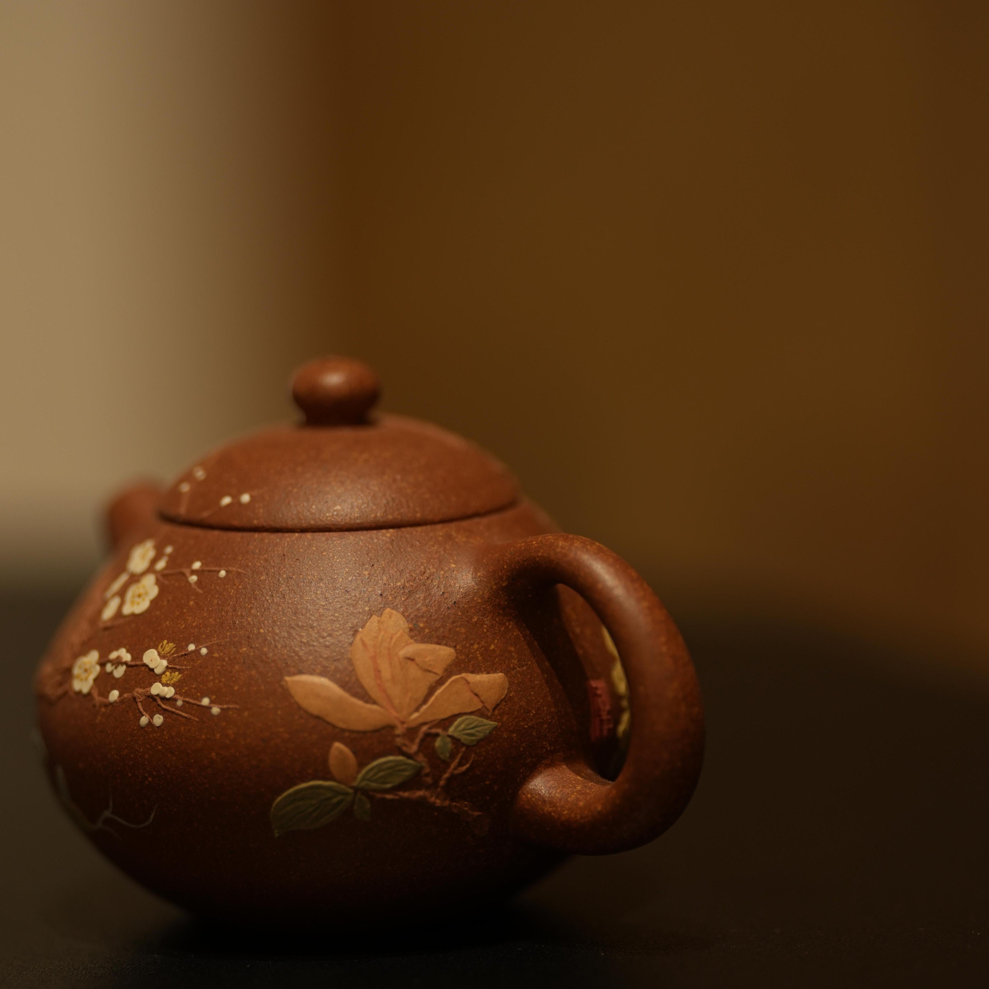YiXing ZiSha Engraved Floral Branches Wendan Pot 折枝花卉 文旦壶130ml [ZS53]